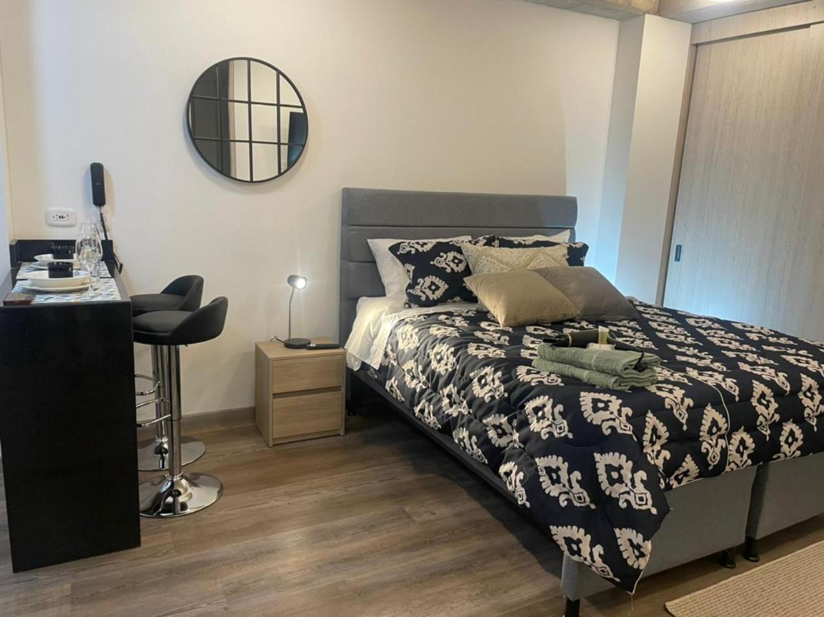 Movistar Arena/ Campin Y Galerias Apartment *