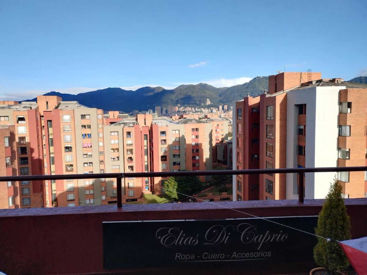 Elias Di Caprio Hospedagem domiciliar Bogotá