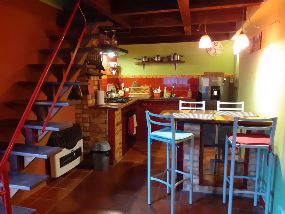 Laurel Candelaria Sweet Homes *