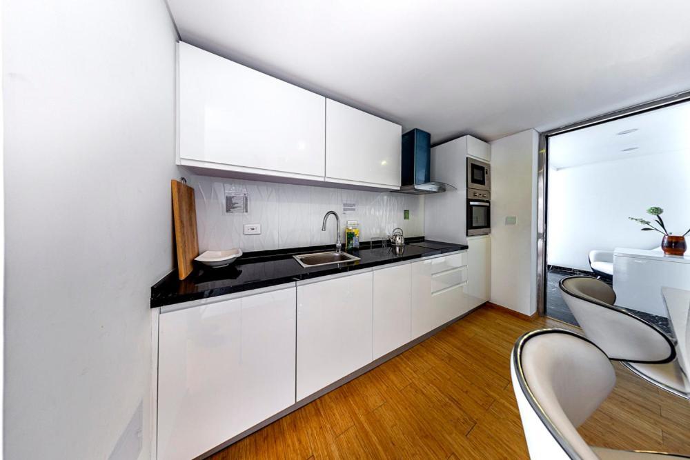 Apartasuite Edificio Monir Apartment *