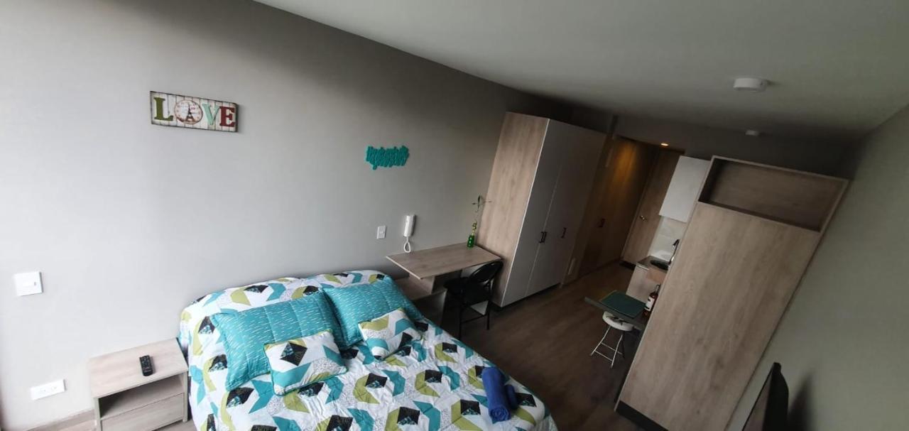 Apartaestudio Chapinero Balcon