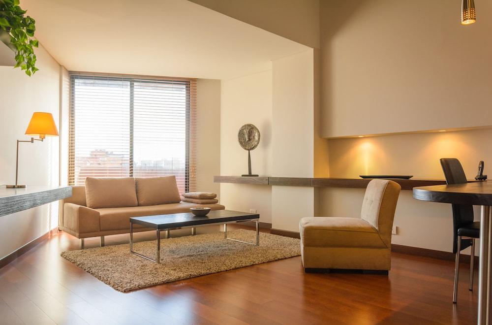 Nico Apartasuites Bogota