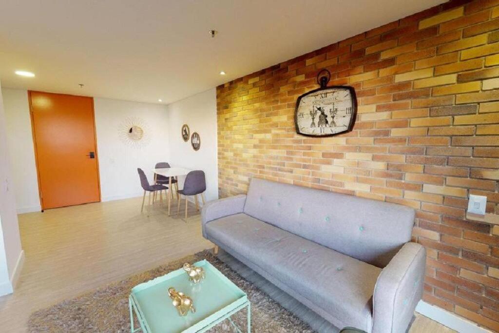 Apartamento 812 Elevated Escape Loft *