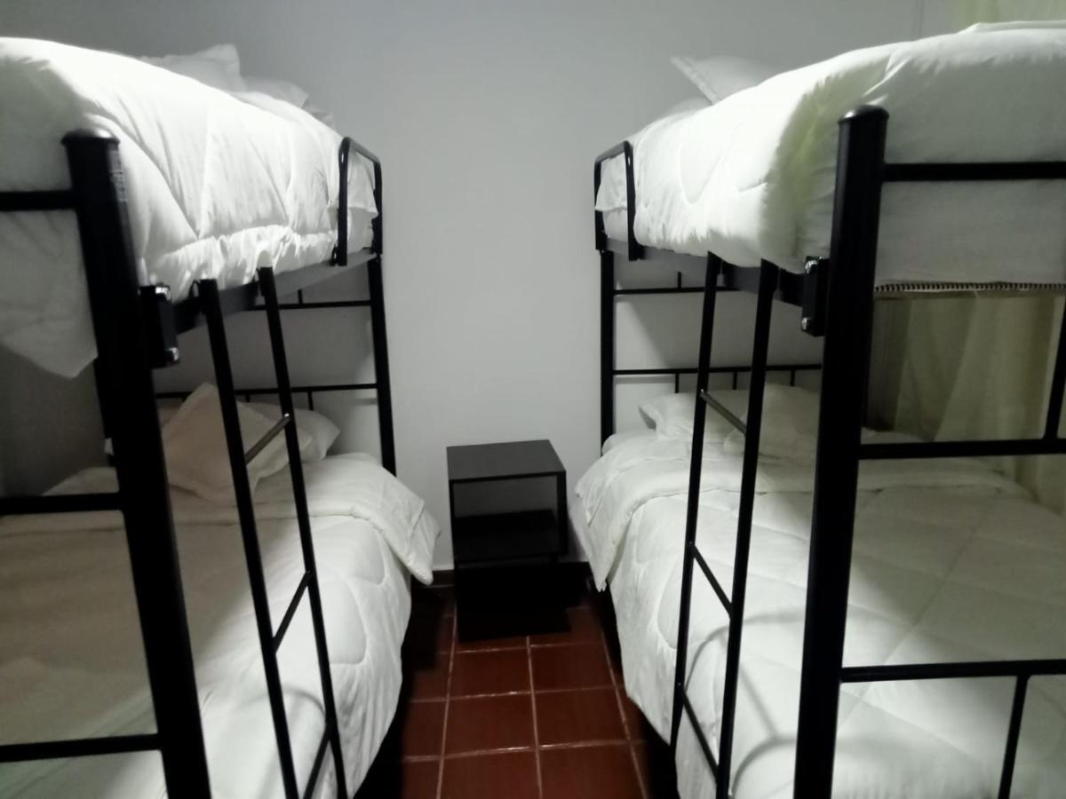 Casa Familiar Almagor Guest house *