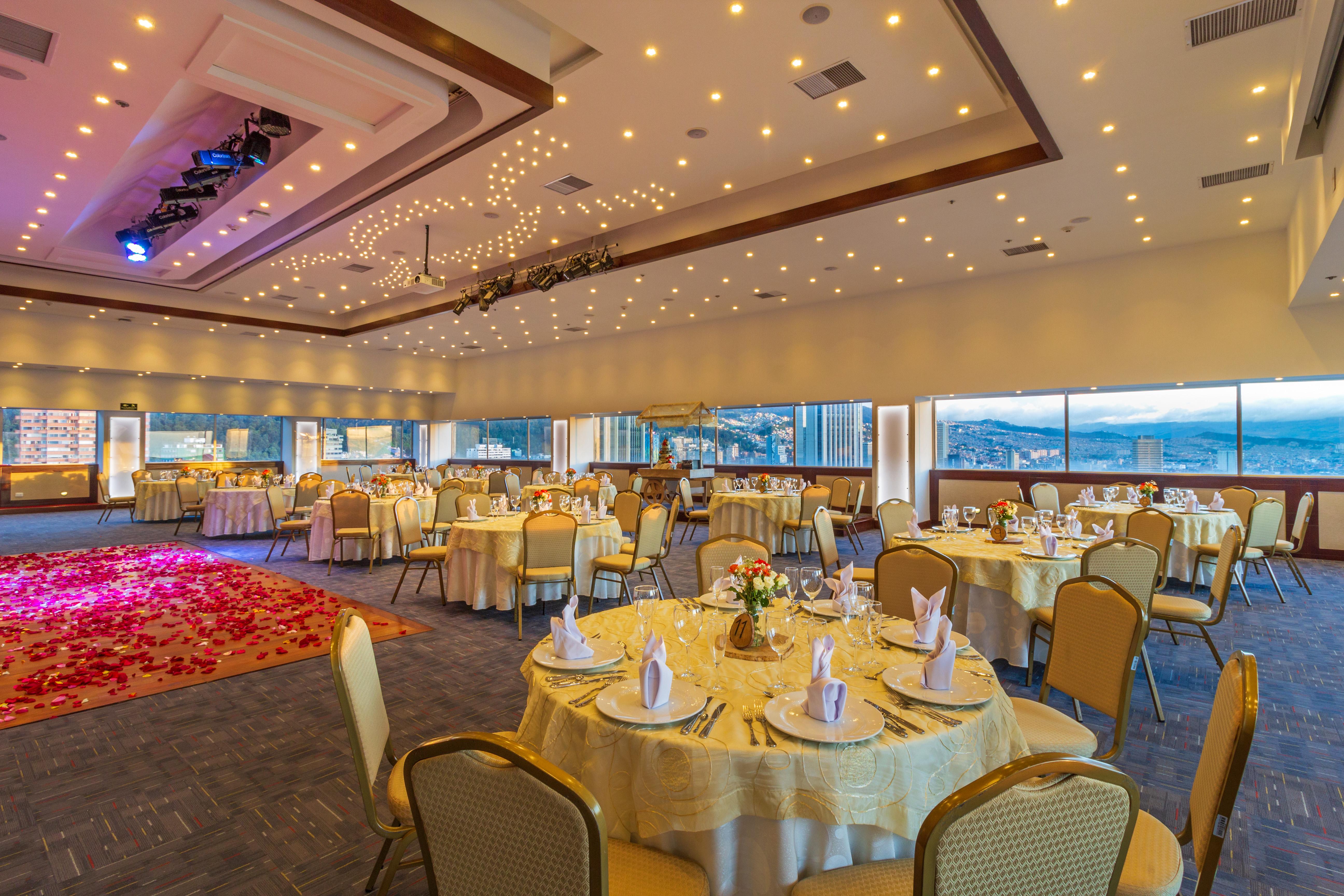 Hotel Torre Monserrate 5*