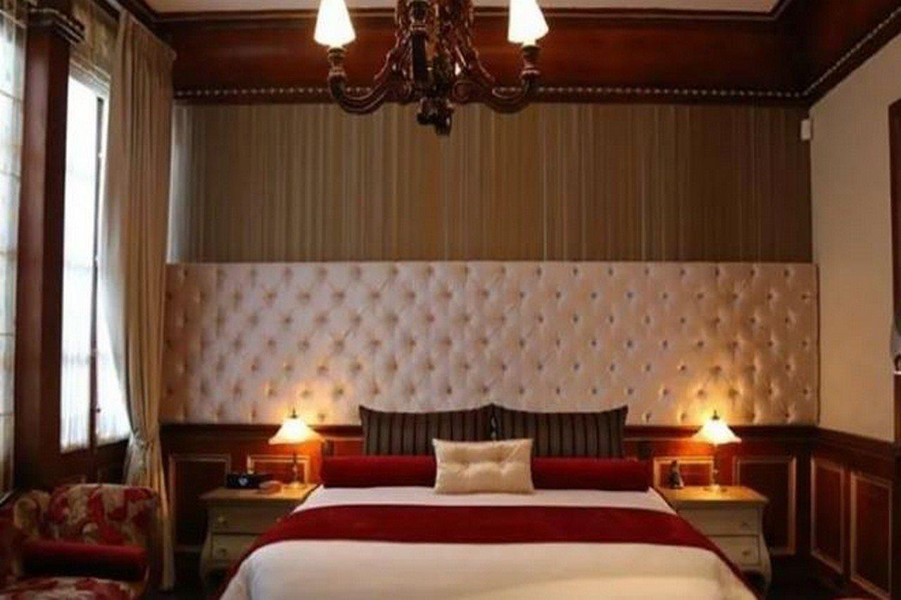 Hotel The Orchids 4*
