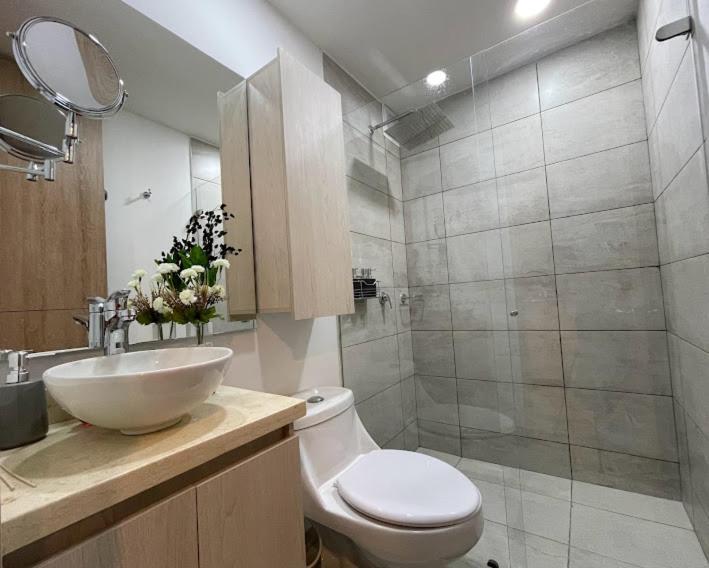 Loft Between Business Centers & Restobars Apartment Bogota