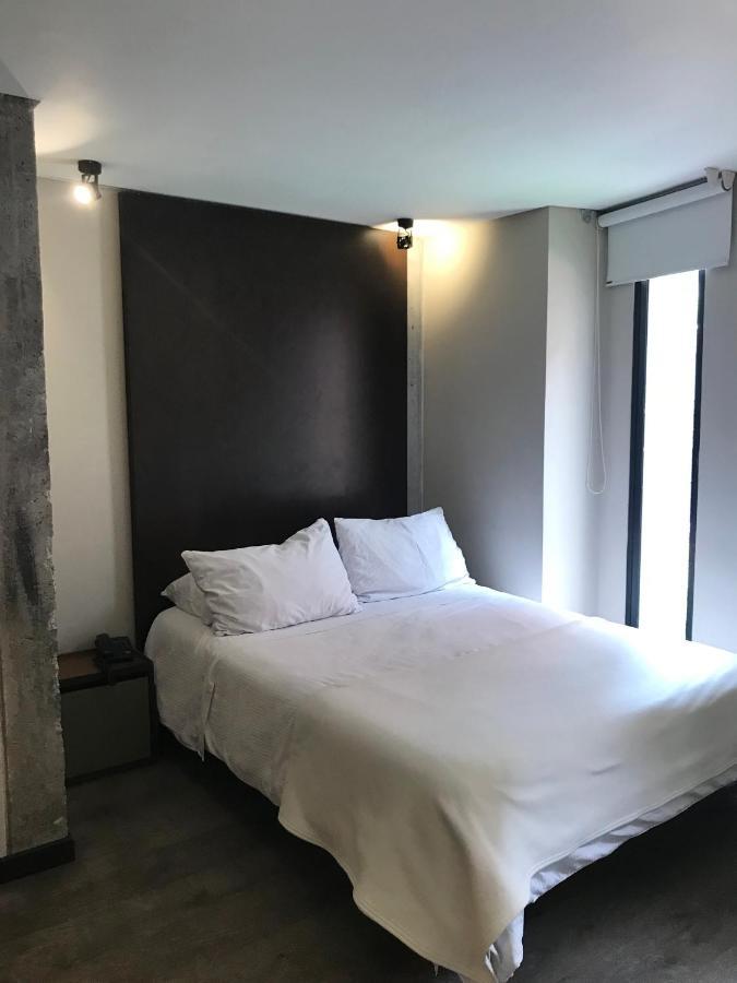 Apartach 302 *