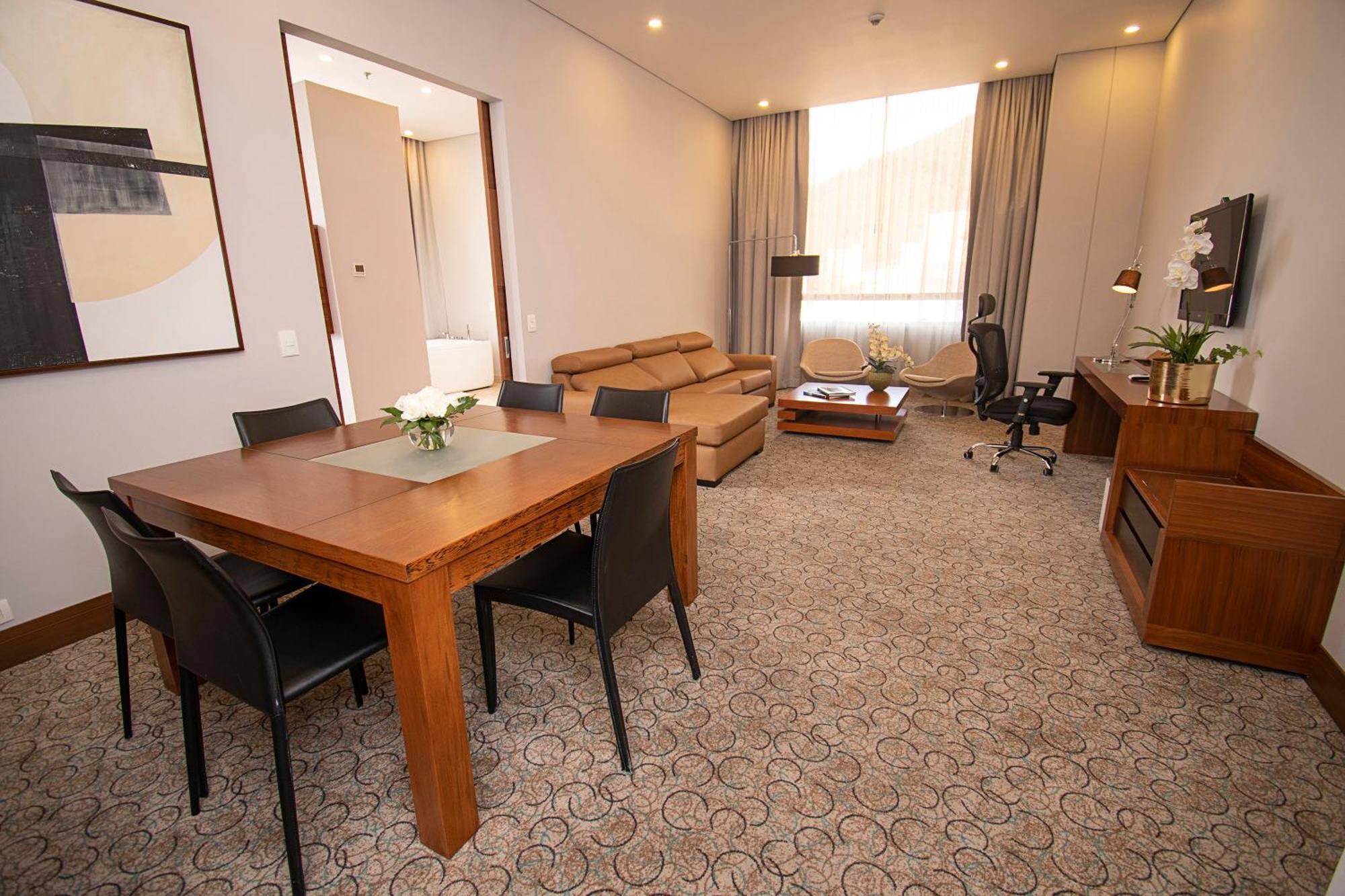Doubletree By Hilton Parque 93 Bogota
