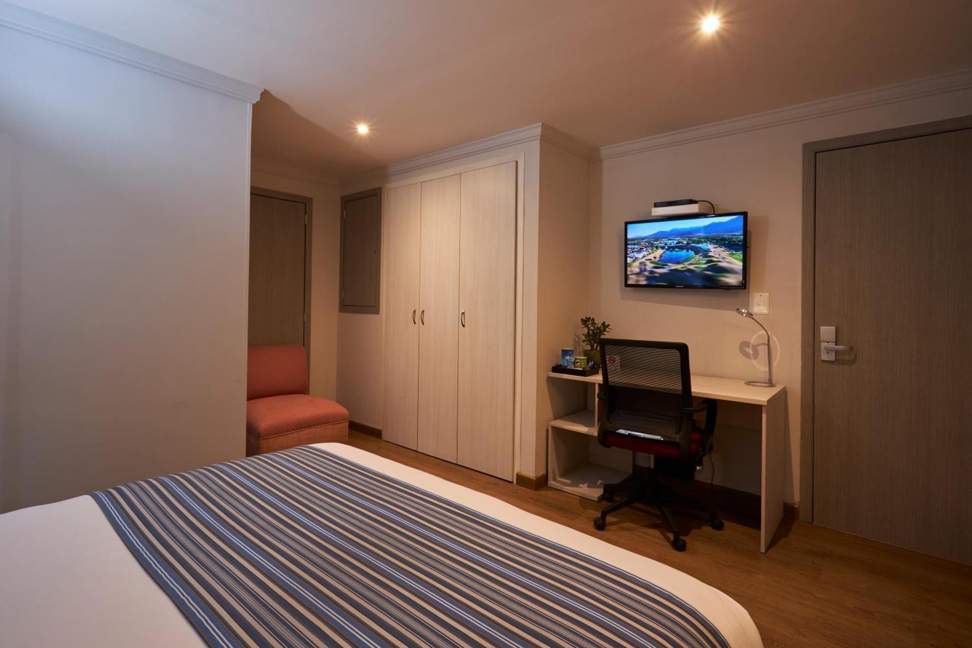 Hotel Saint Simon Bogota