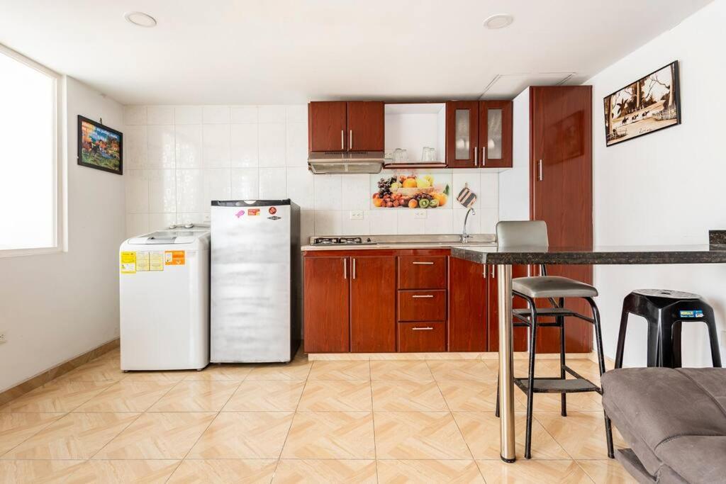 Aparta Estudio En La Capital Colombiana Apartment Bogota