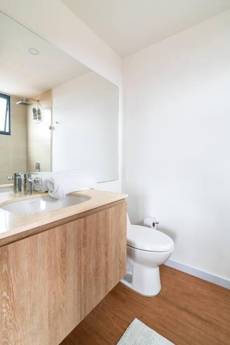 Loft Bella Suiza 127 - Modern 1 Bedroom With Terrace Apartment