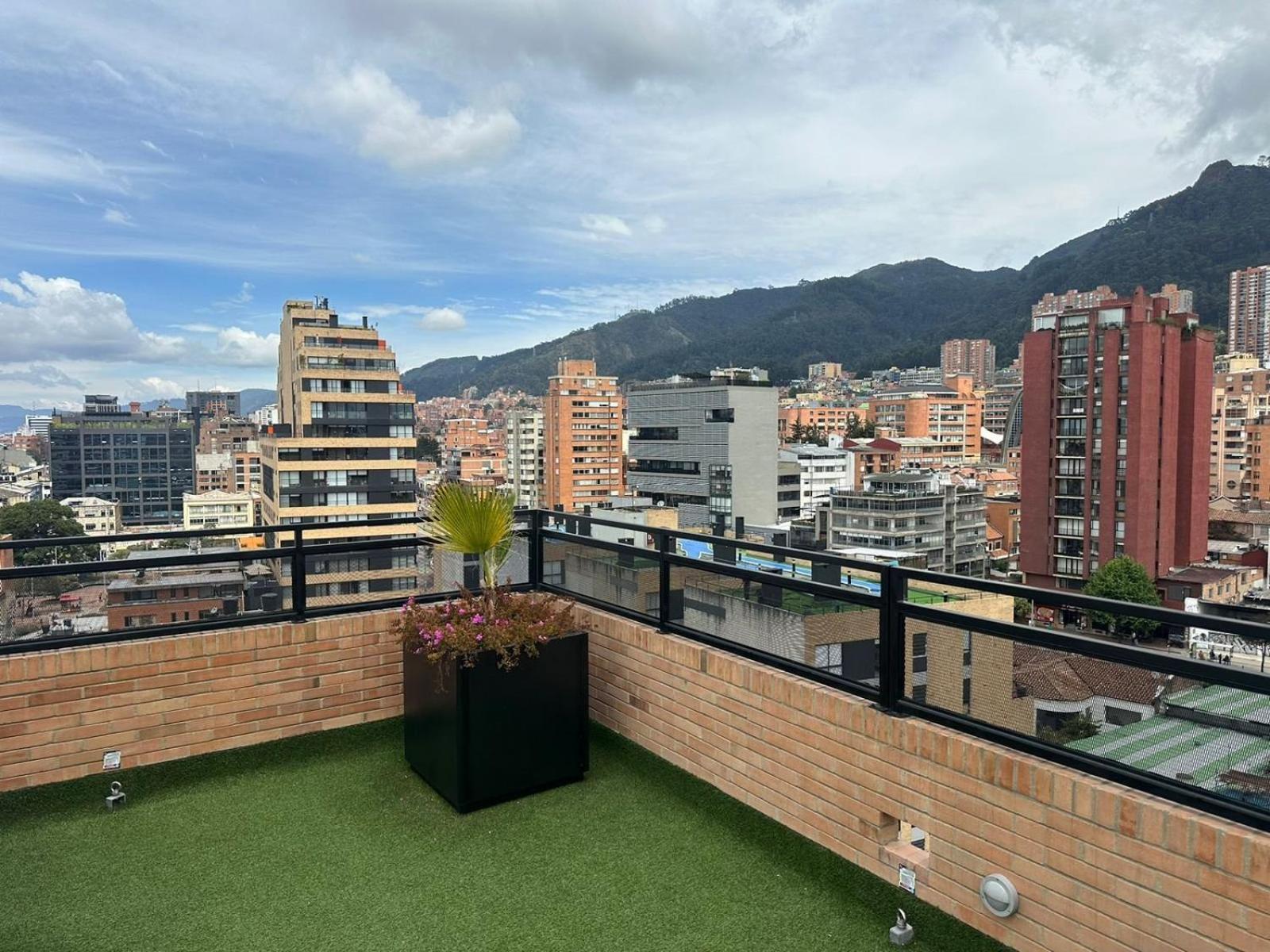 U-go Next Living Chapinero - Terraza & Co-working Bogota