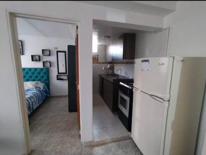 Cerca Al Aeropuerto Apartment *
