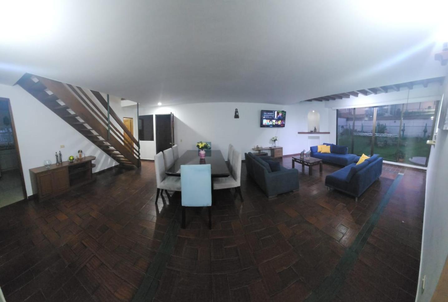 Casa Tipo Chalet Especial Grupos Grandes Holiday home