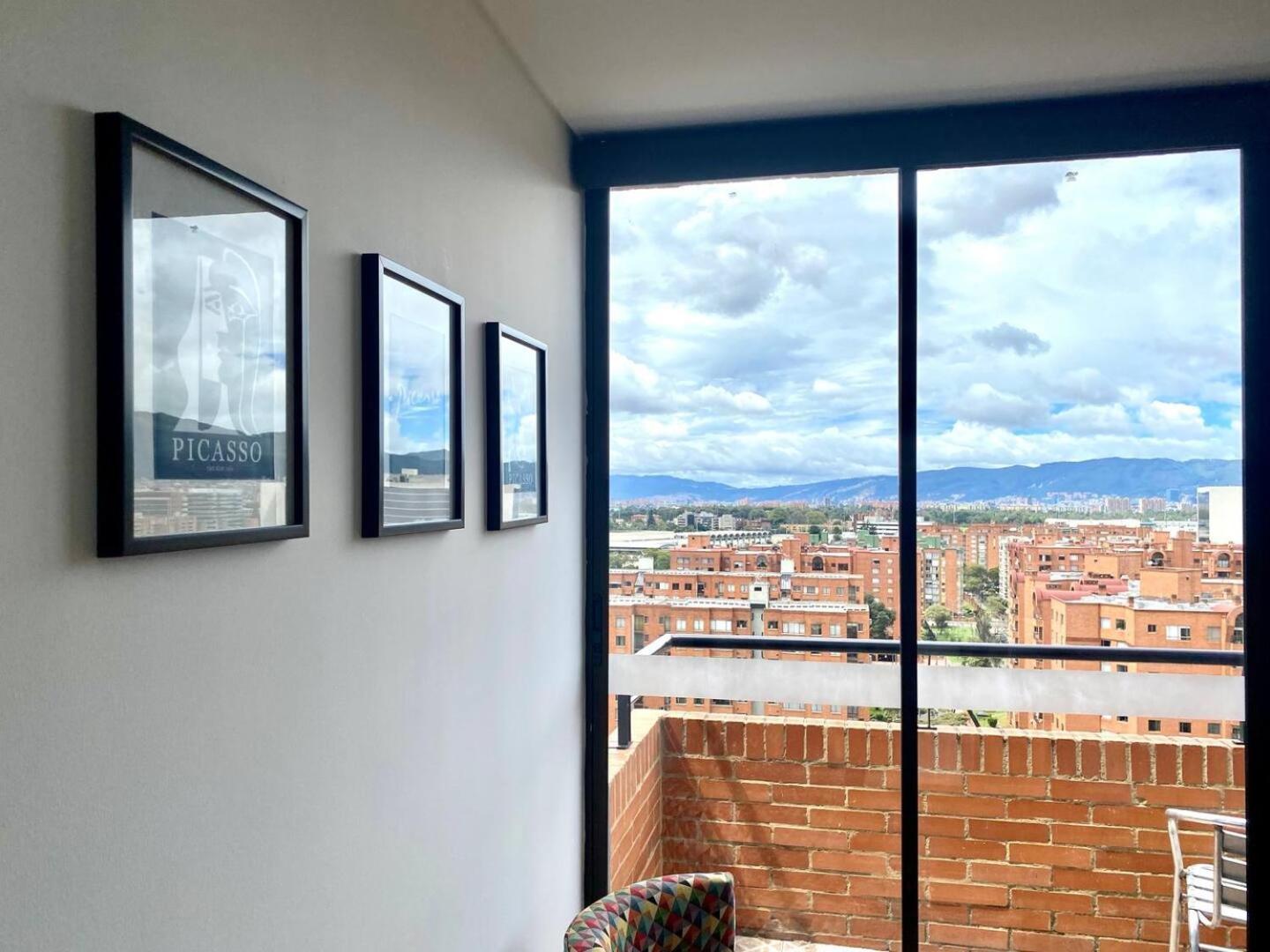 Apartamento Park Way Embajada Apartment Bogota