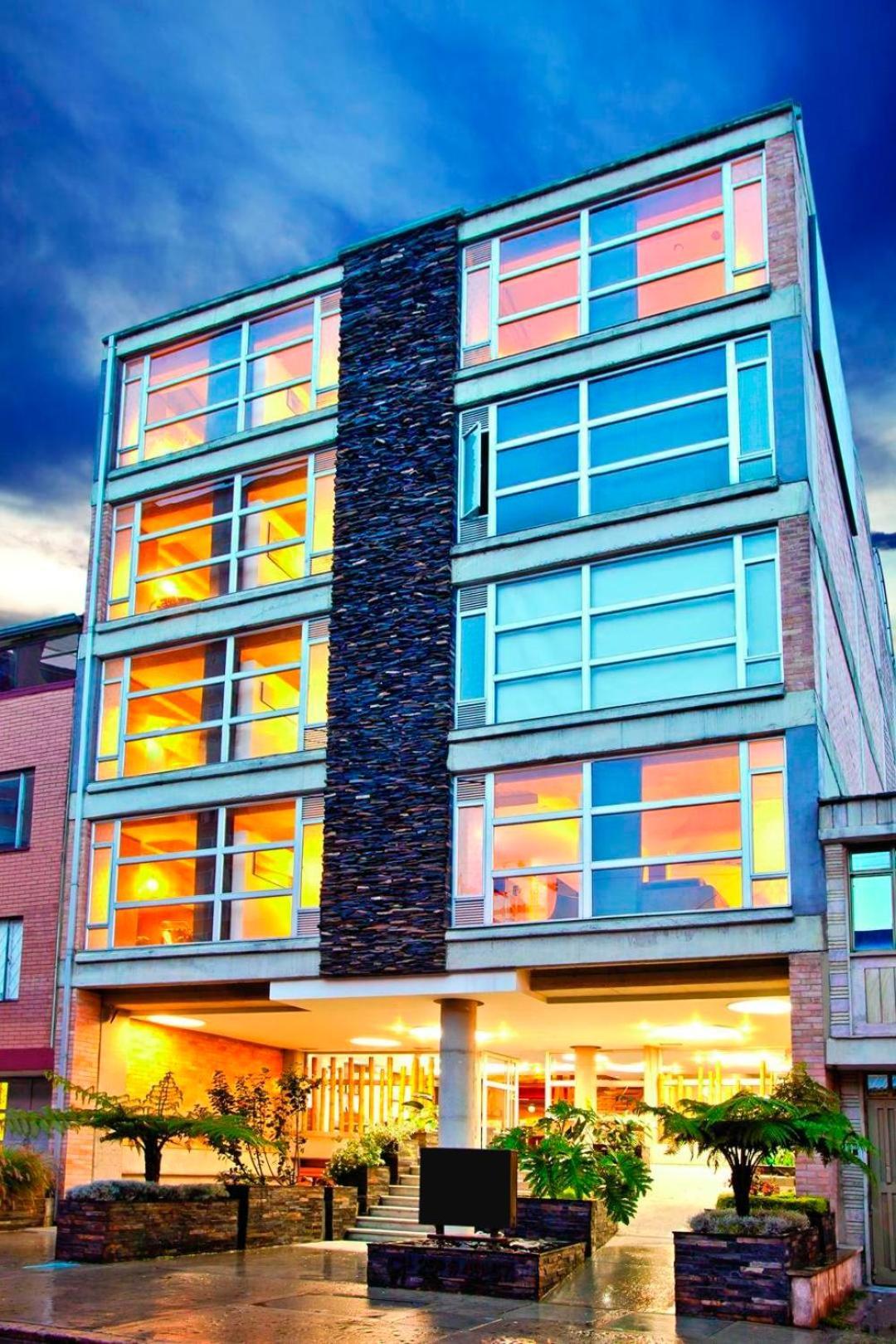 5 Elementos Apartasuites 3*
