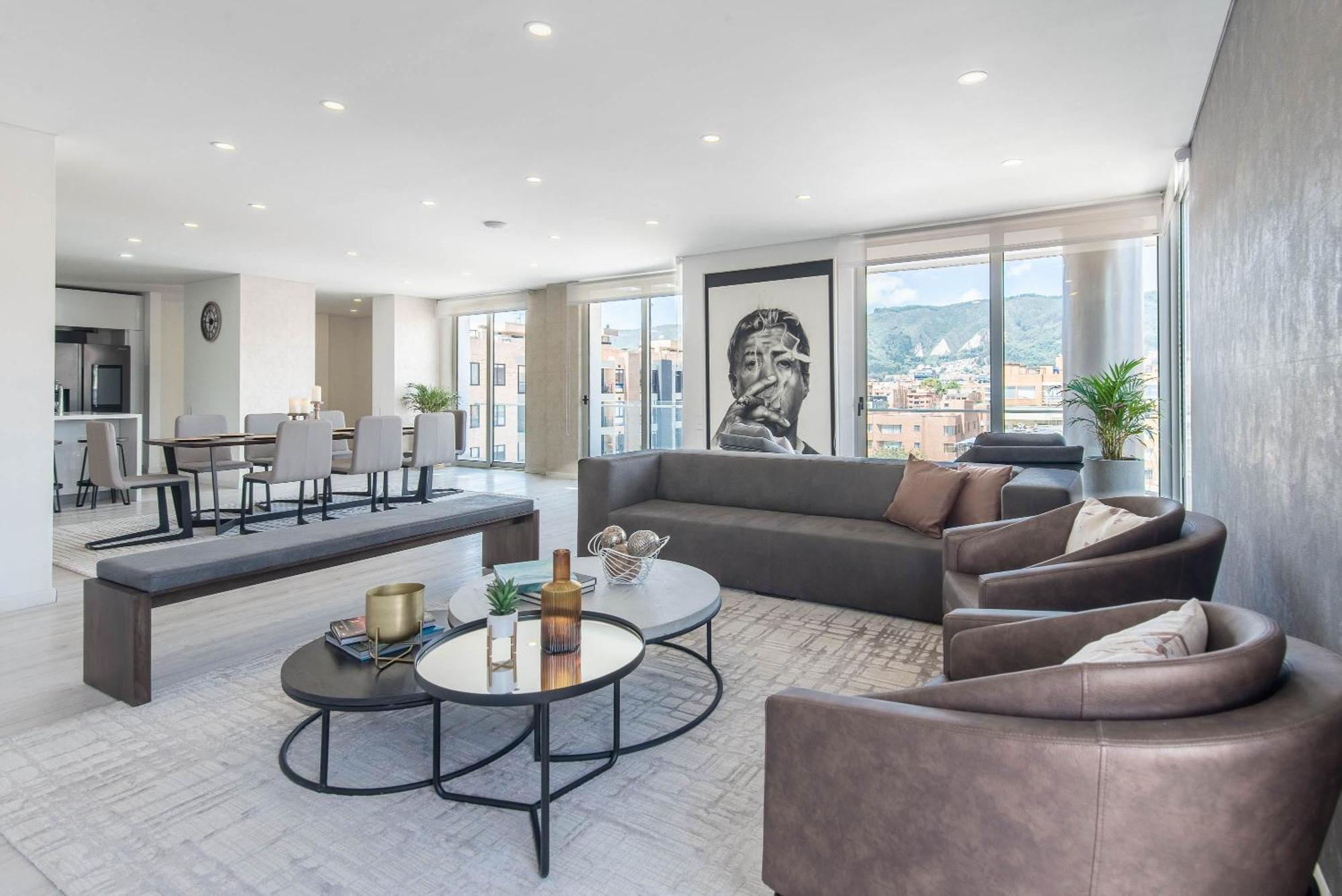 The Gems By Cloud9 * Bogota