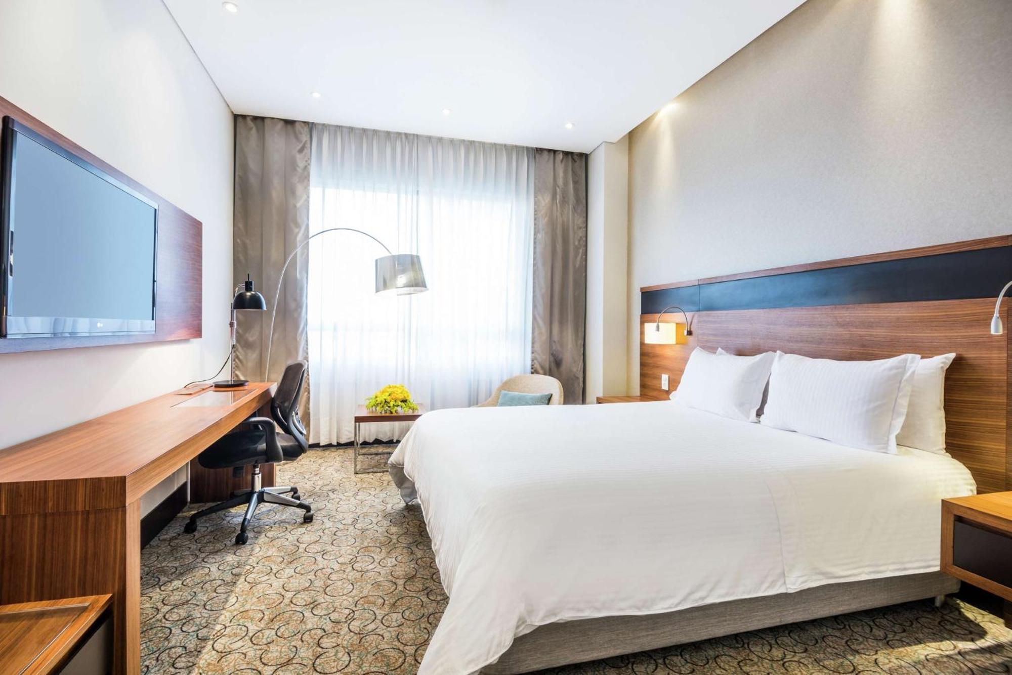 Doubletree By Hilton Parque 93 Bogota