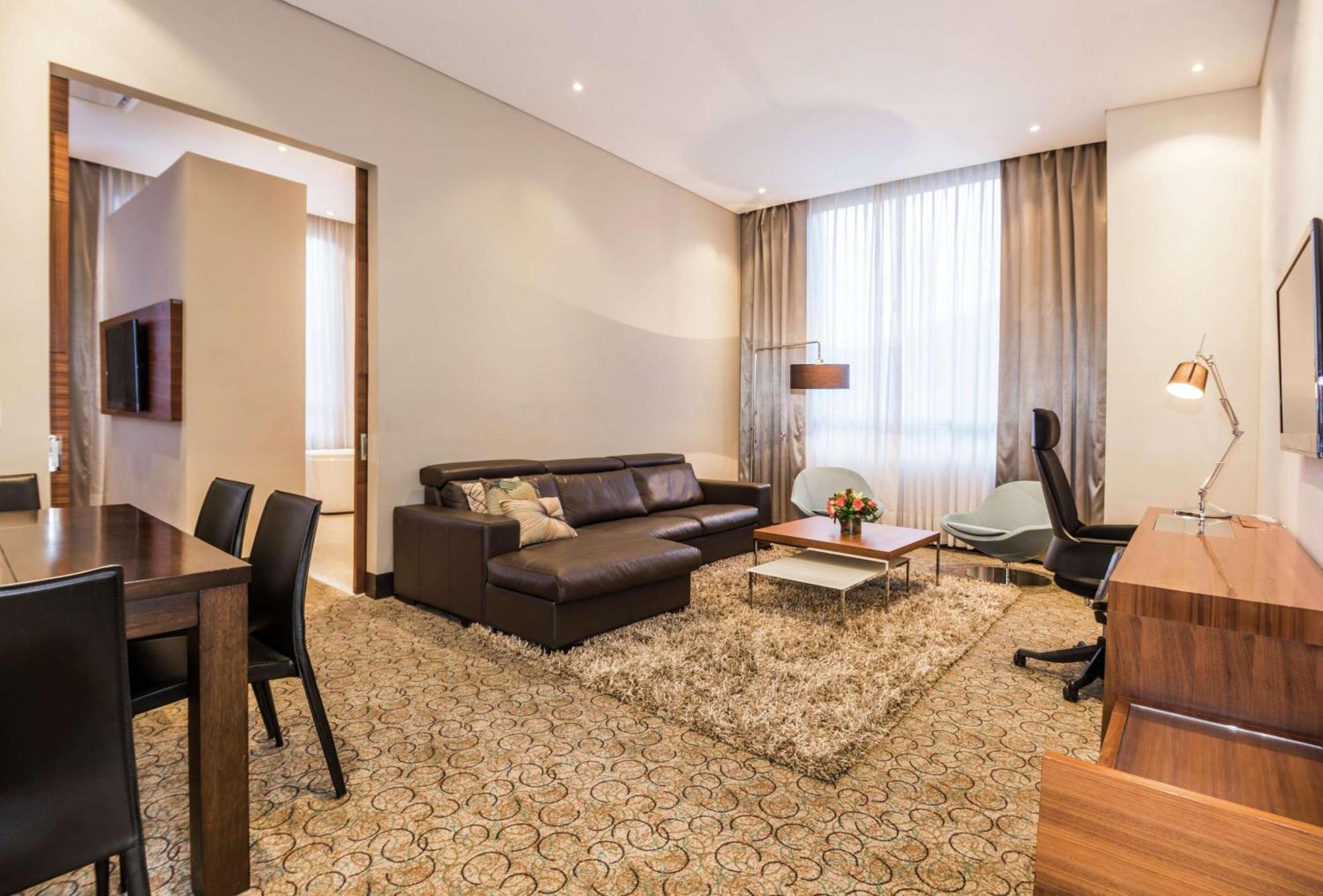 Hotel Doubletree By Hilton Parque 93 5*