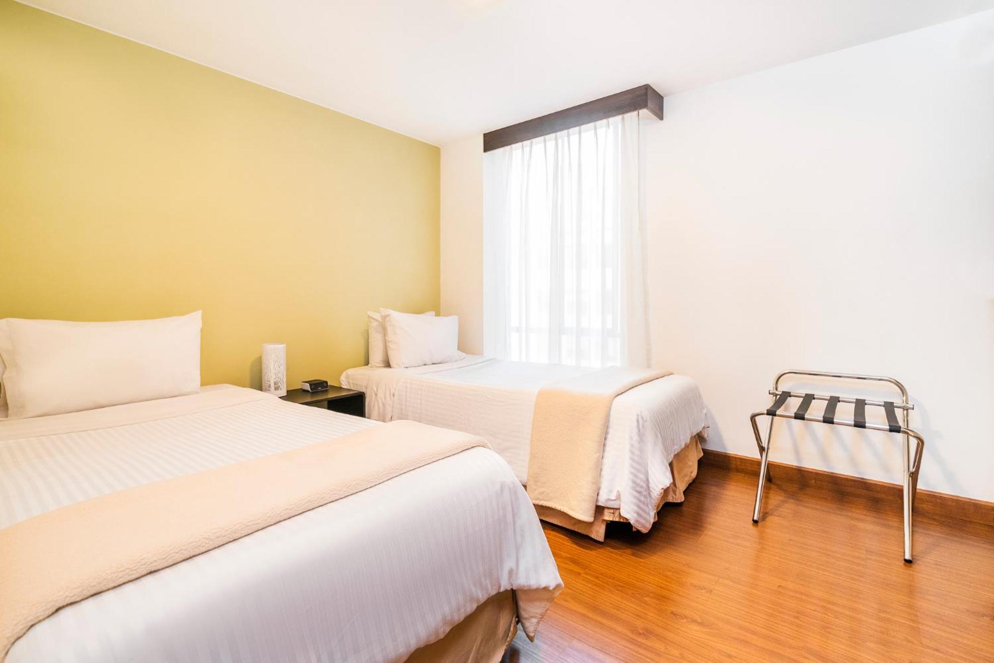 Lloyds Apartasuites Parque 93 Bogotá