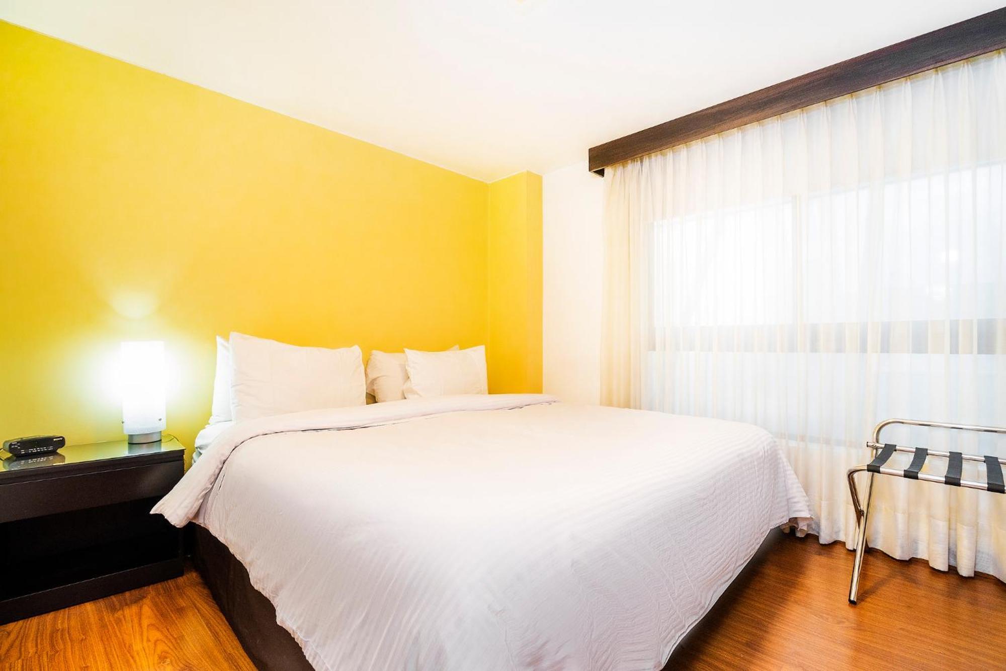 Lloyds Apartasuites Parque 93 Bogotá