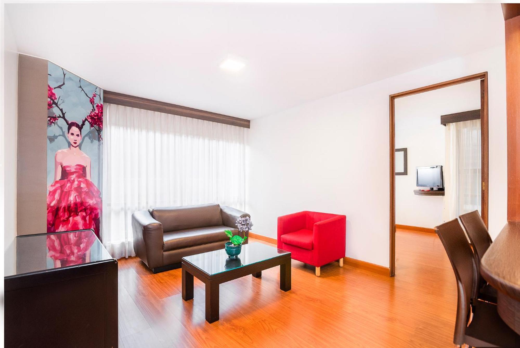 Lloyds Apartasuites Parque 93 Bogotá