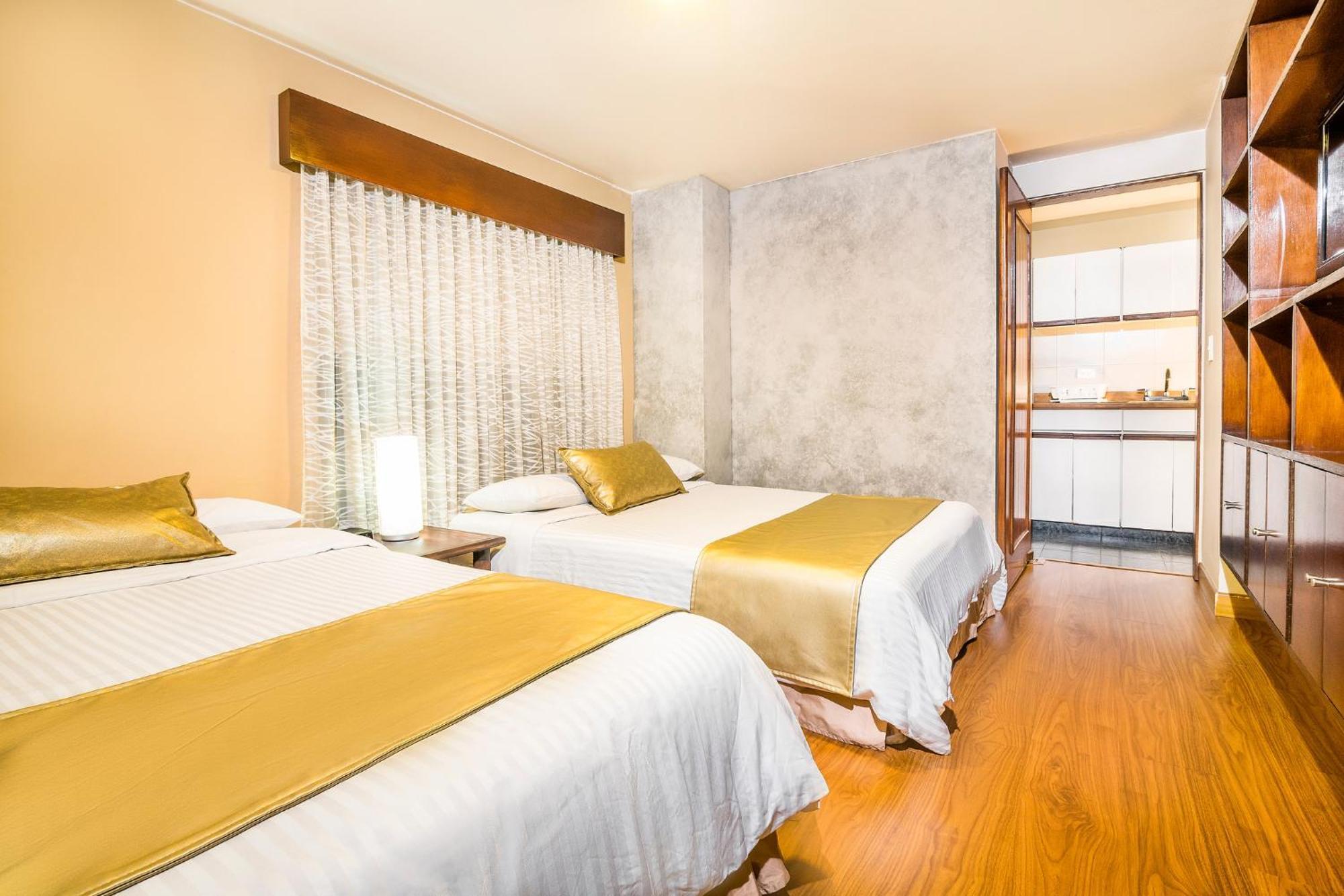 Lloyds Apartasuites Parque 93 Aparthotel Bogotá