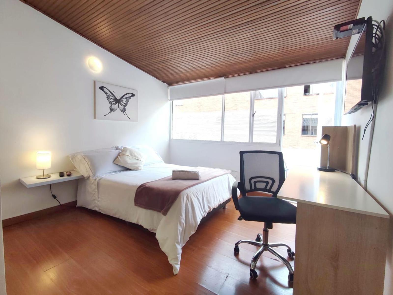 2 Bano Y Balcon Privado Unicentro * Bogota
