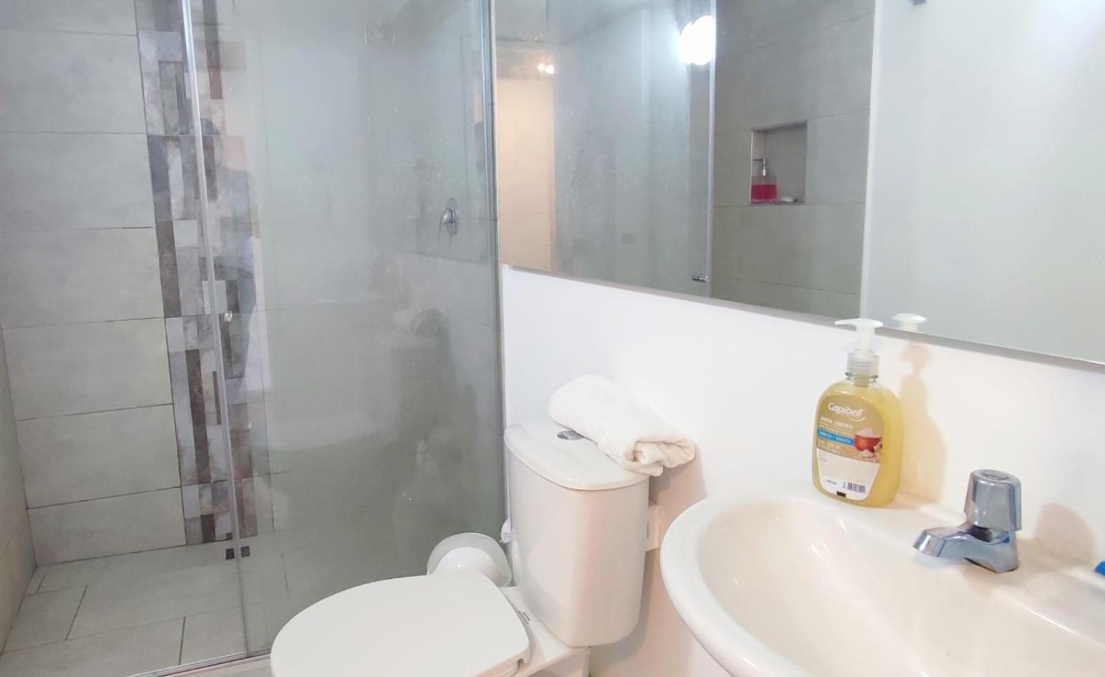 Homestay 6 Bano Y Balcon Privado