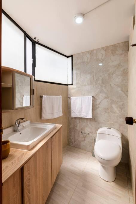 Amplio Apartamento En Bogota, Chico Apartment