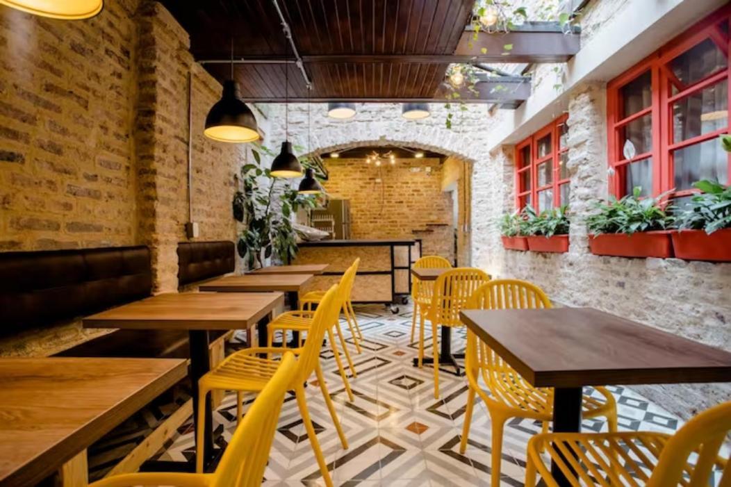 Quinta Seis Tres Homestay *