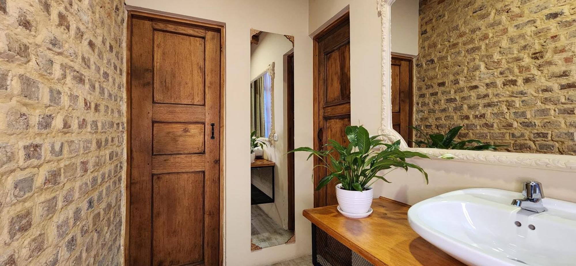Quinta Seis Tres Homestay