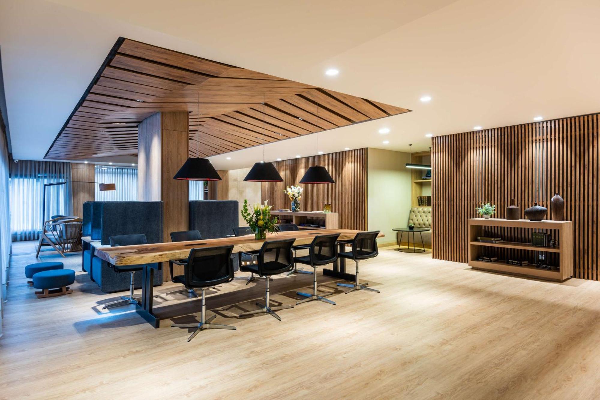 Hotel Nh Collection Wtc Royal