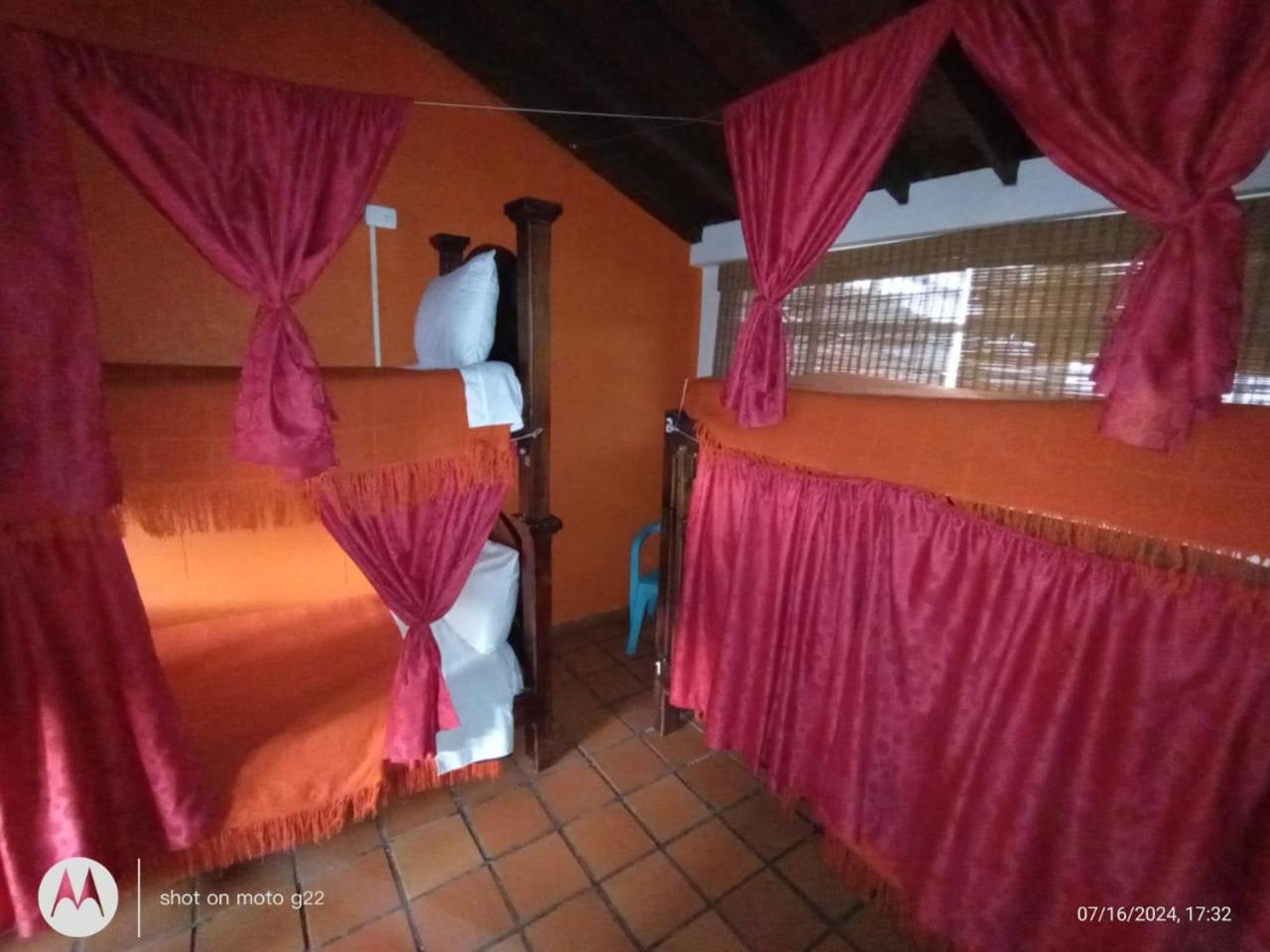 Hostel 82hostel