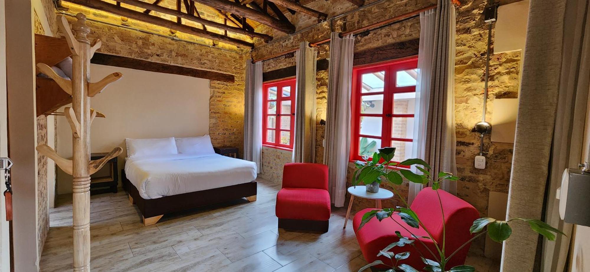 Quinta Seis Tres Homestay *