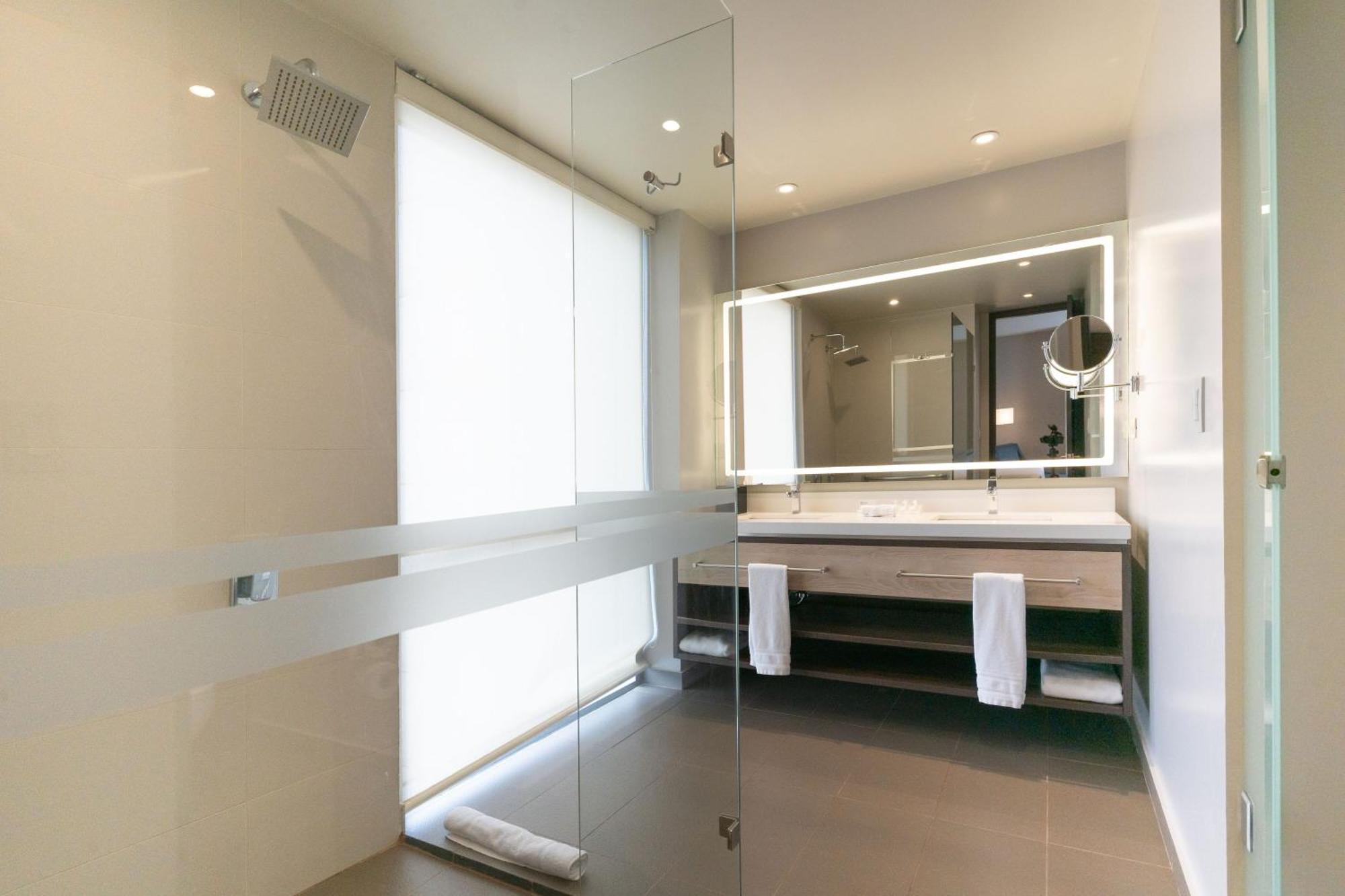 Hilton Garden Airport 4* Bogota
