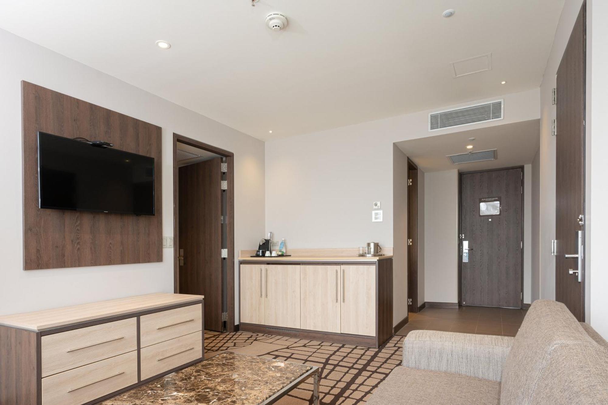 Hilton Garden Airport Hotel Bogota