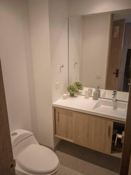 Apartaestudio-wifi-parqueadero Gratis * Bogota