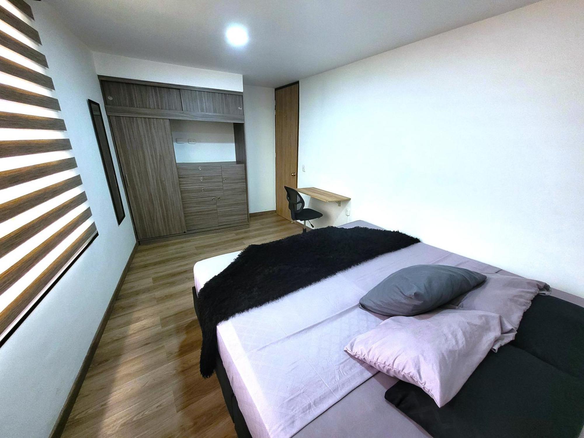 Brand-New Apartment Accommodating Up To 5 Guests, Located In The Northern Sector Of Bogota
