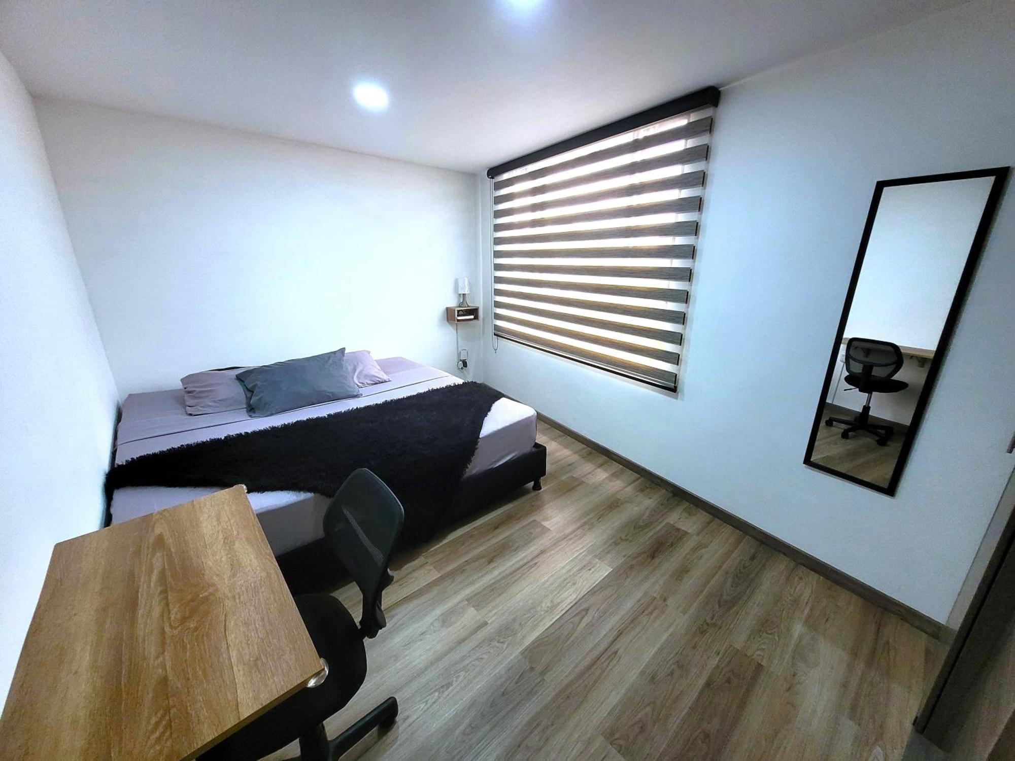 Brand-New Apartment Accommodating Up To 5 Guests, Located In The Northern Sector Of Bogota Apartment