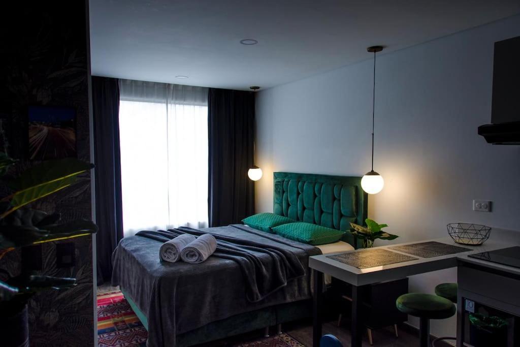 Apartment Cozy & Quiet 1br 1bt Usaquen Country Club Golf Bogota