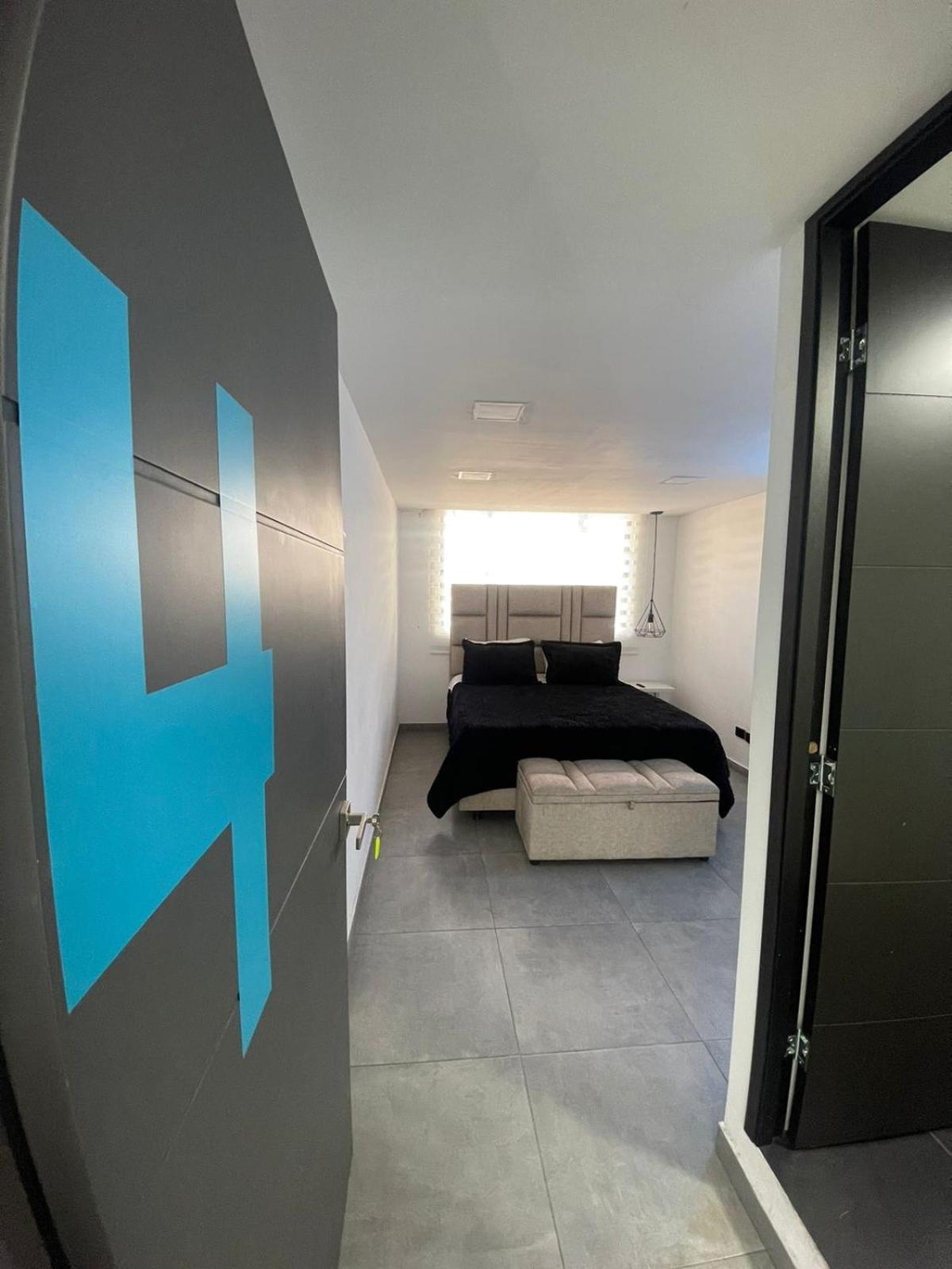 Hotel cápsula Ch Capsula Corferias 3*