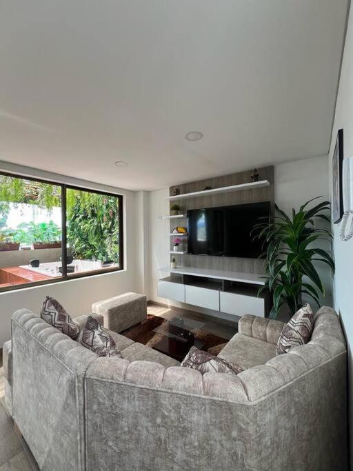 Apartment Cerca Al Areopuerto Con Terraza Bogota