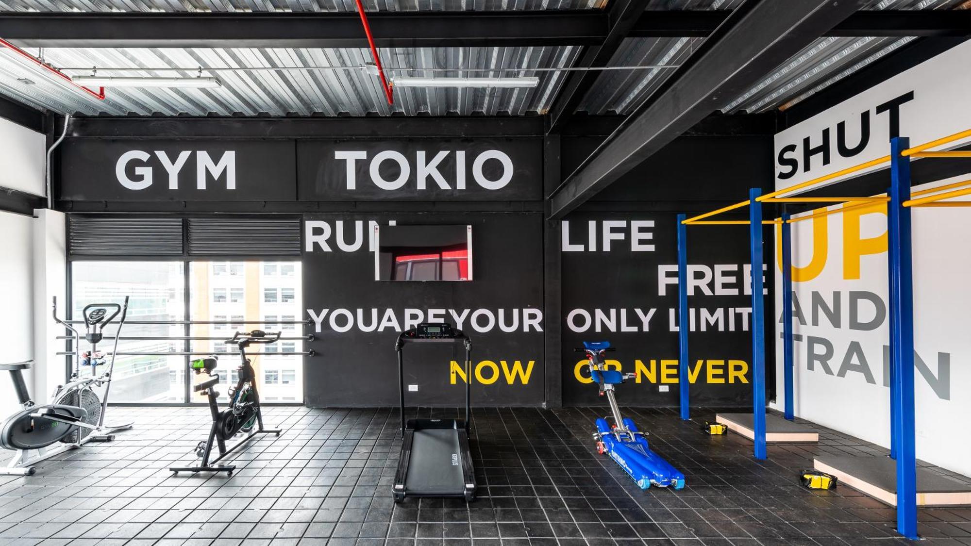 Holtz Smart Loft Tokyo Apartment