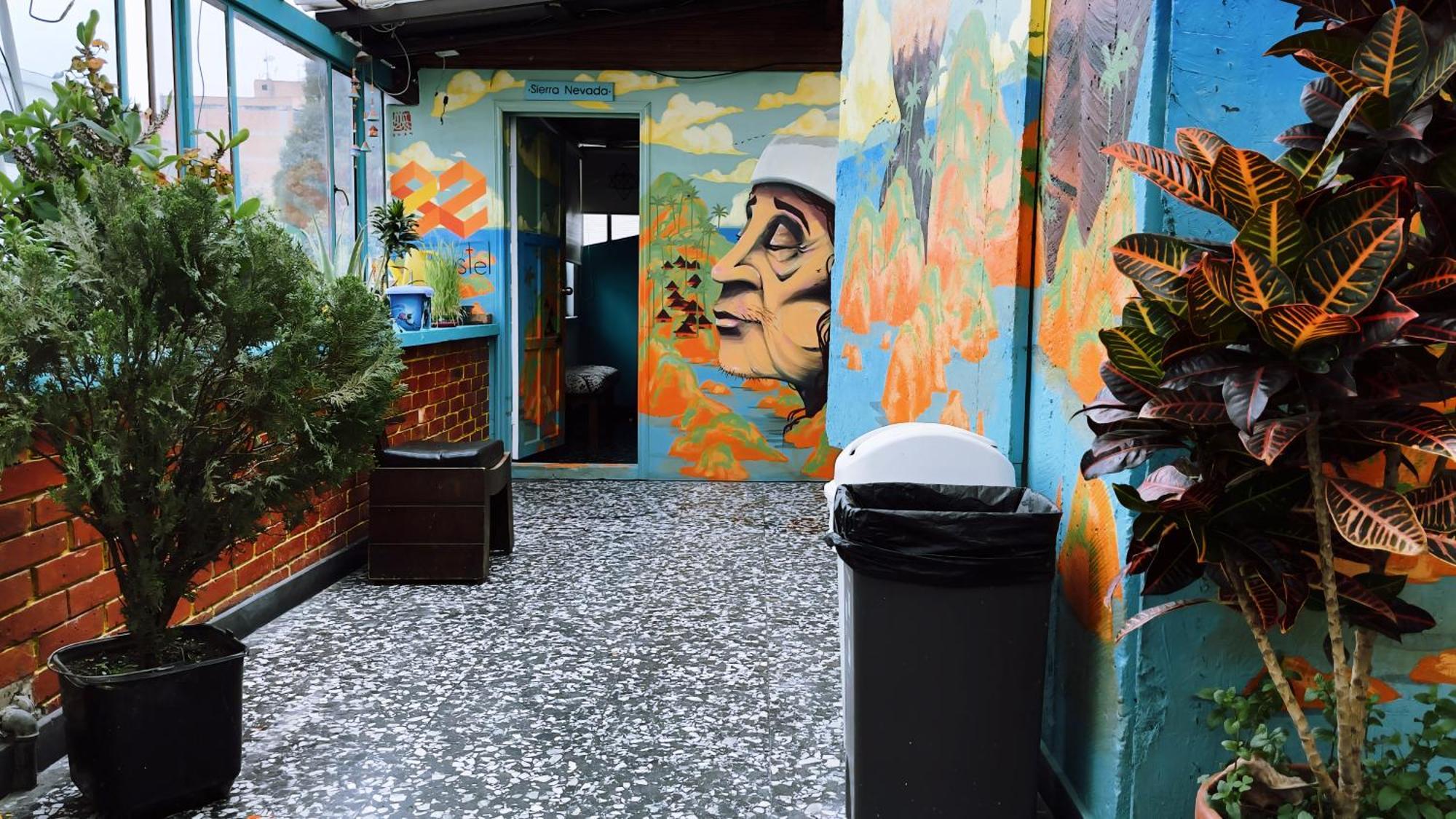 Hostel 82hostel