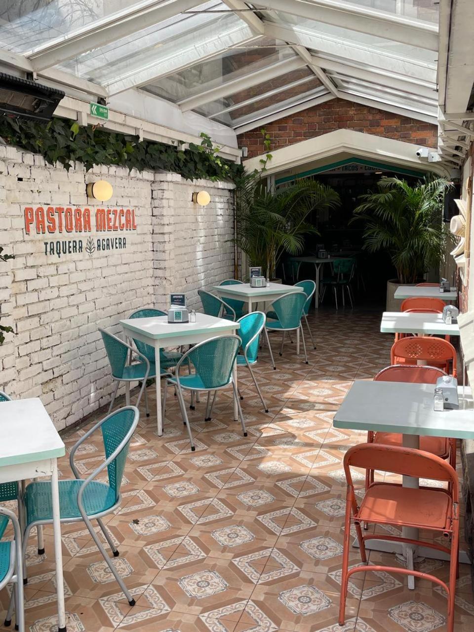 Marietta - House Of Social Travellers Hostel