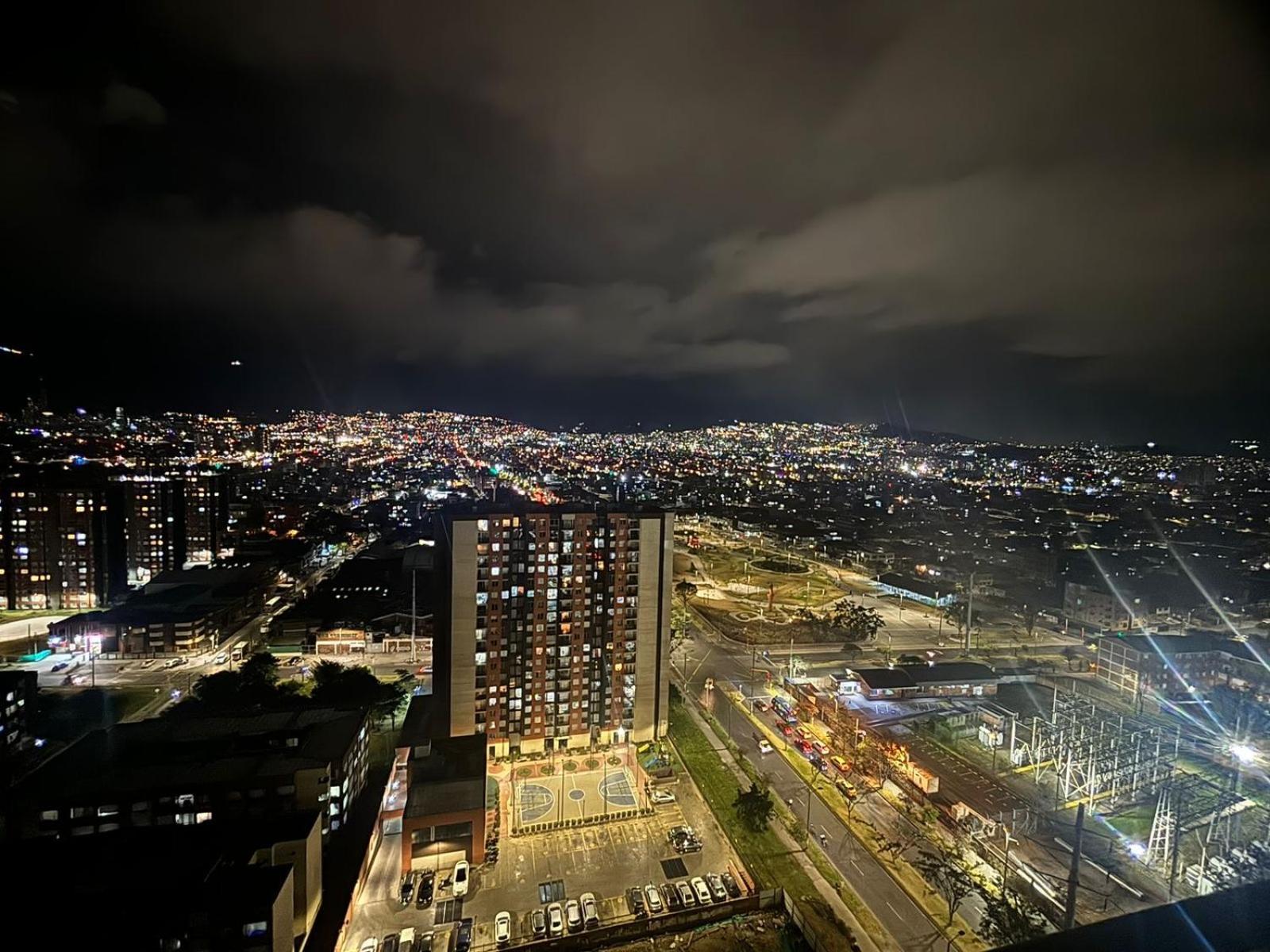 Linda Vista, Acogedor, Elegante Y Comodo Apartamento Bogotá