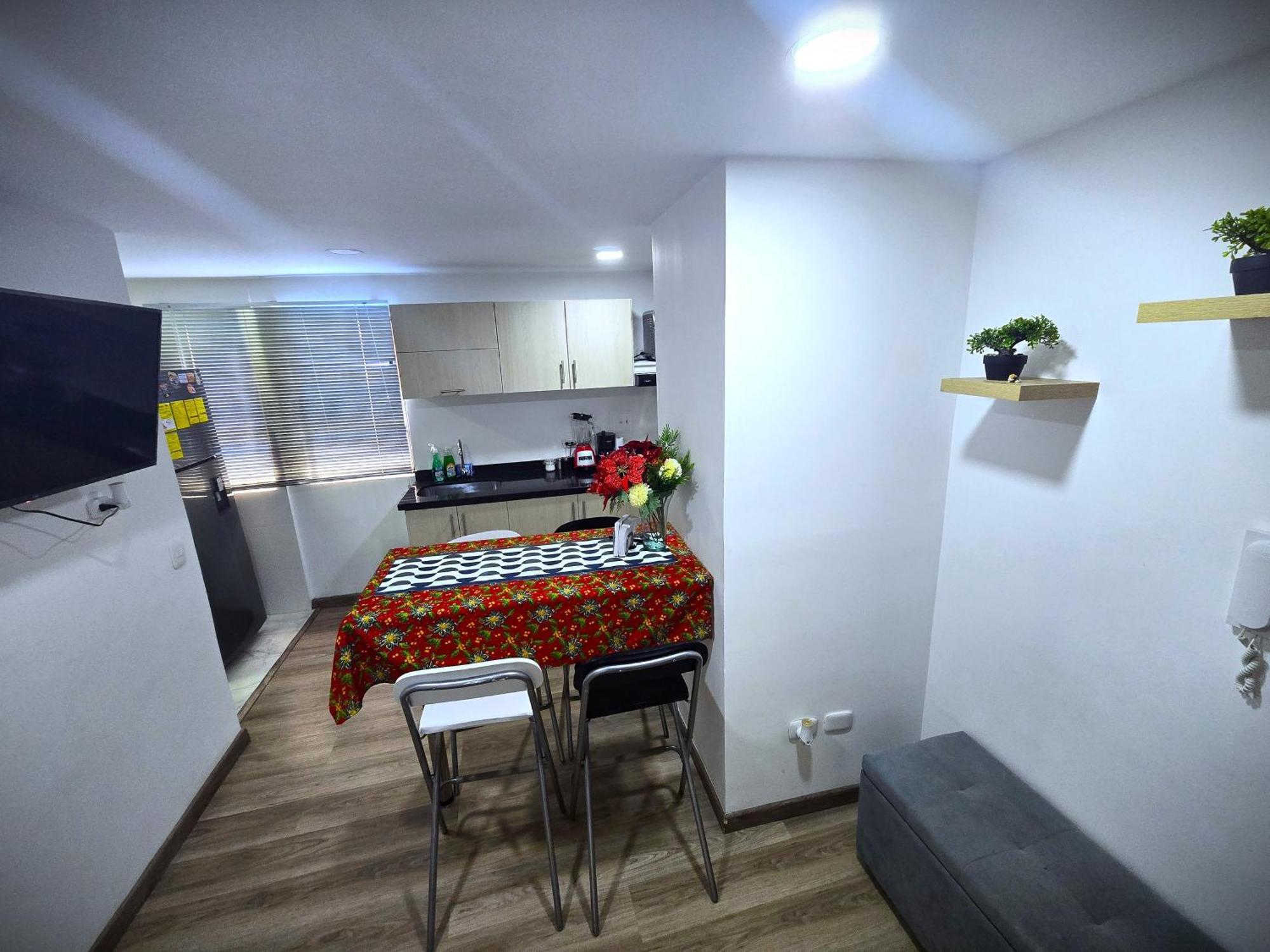 Apartment Brand-New Apartment Accommodating Up To 5 Guests, Located In The Northern Sector Of Bogota *
