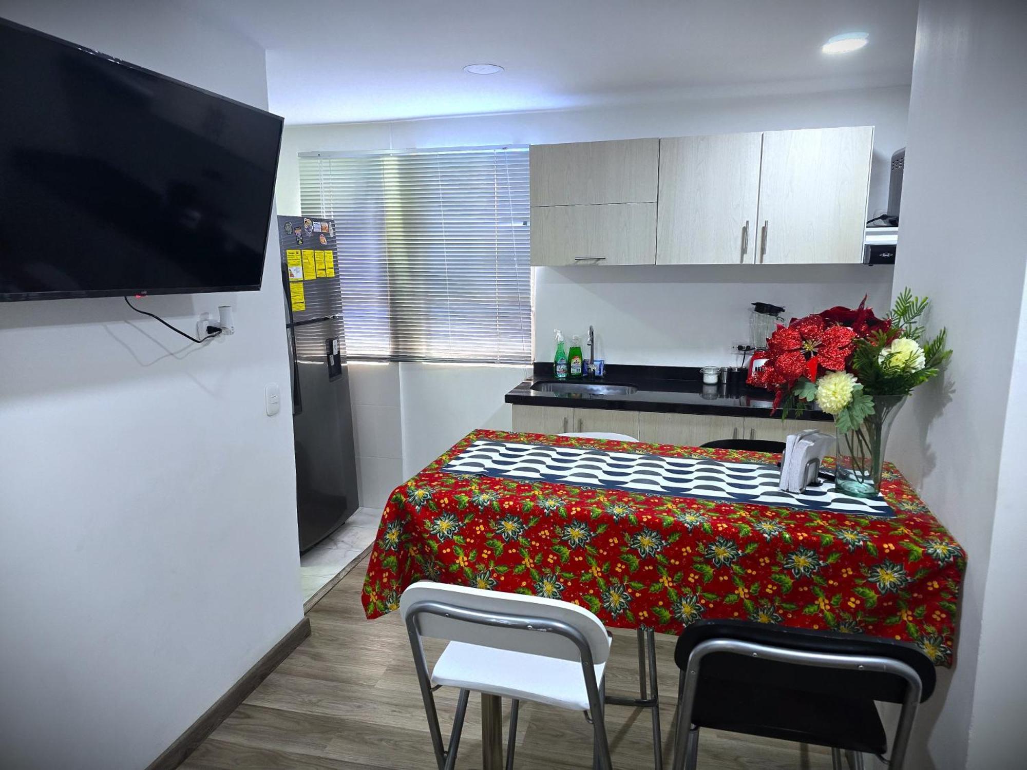 Brand-New Apartment Accommodating Up To 5 Guests, Located In The Northern Sector Of Bogota Apartment Bogota